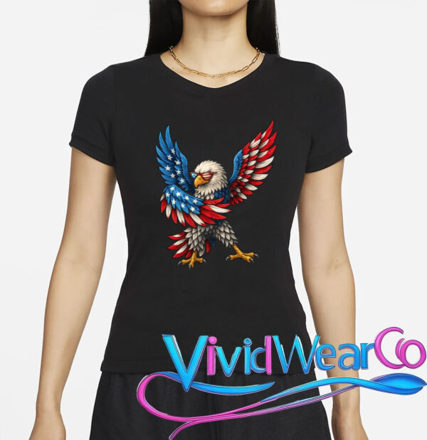 American Flag USA Dabbing Bald Eagle Patriotic 4th Of July T-Shirt