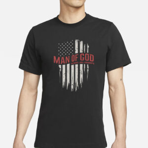 Man Of God Husband Dad Grandpa United States Flag Father's Day T-Shirt