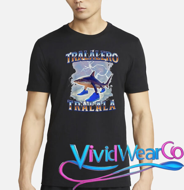 Tralalero Tralala Shark Meme Bootle T-Shirt