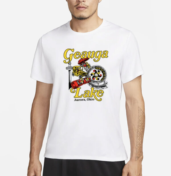 Travis Kelce Wearing Geauga Lake Amusement Park T-Shirt